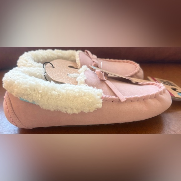 Muk Luks Jaylah Slippers Dusty Rose Faux Fur Size 10 NWT - Picture 5 of 8
